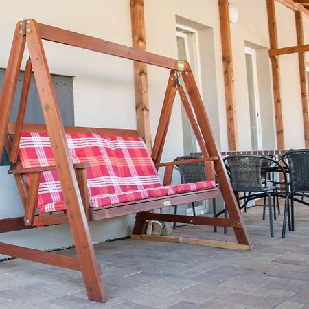 Ferienwohnung Apartman Železnice Exterior foto